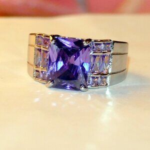 925 Sterling Silver Square Cut Amethyst Birthstone Ring